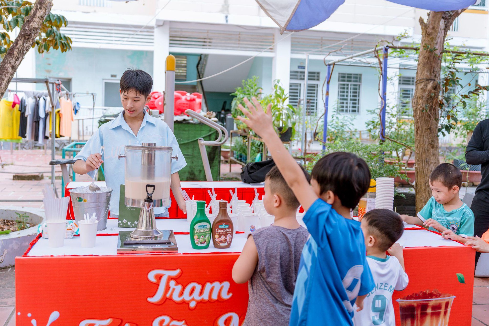 “Khi niềm vui được đặt để đúng chỗ, hạnh phúc tự khắc trở nên tròn đầy”- Ảnh 6.