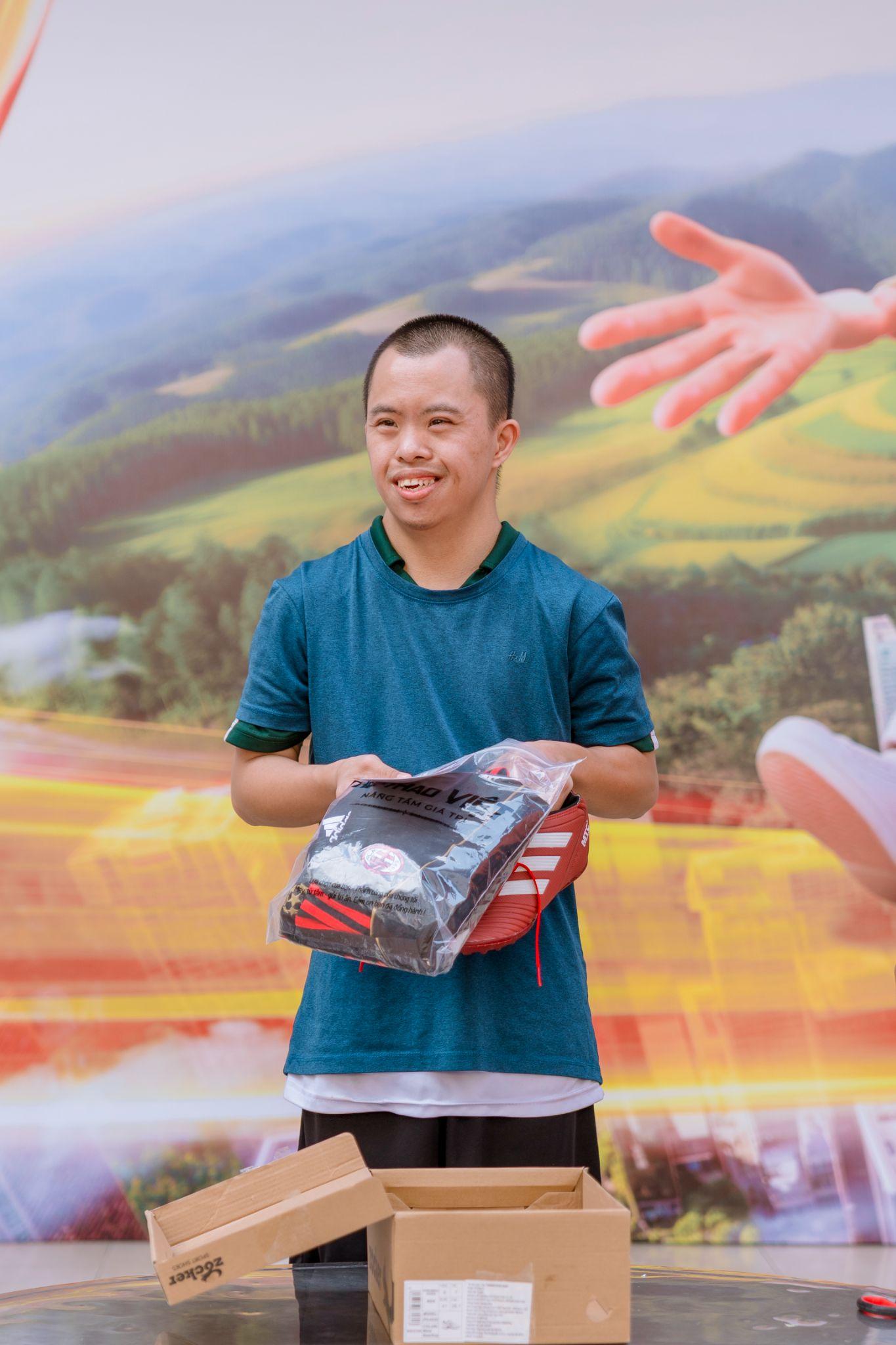 “Khi niềm vui được đặt để đúng chỗ, hạnh phúc tự khắc trở nên tròn đầy”- Ảnh 9.