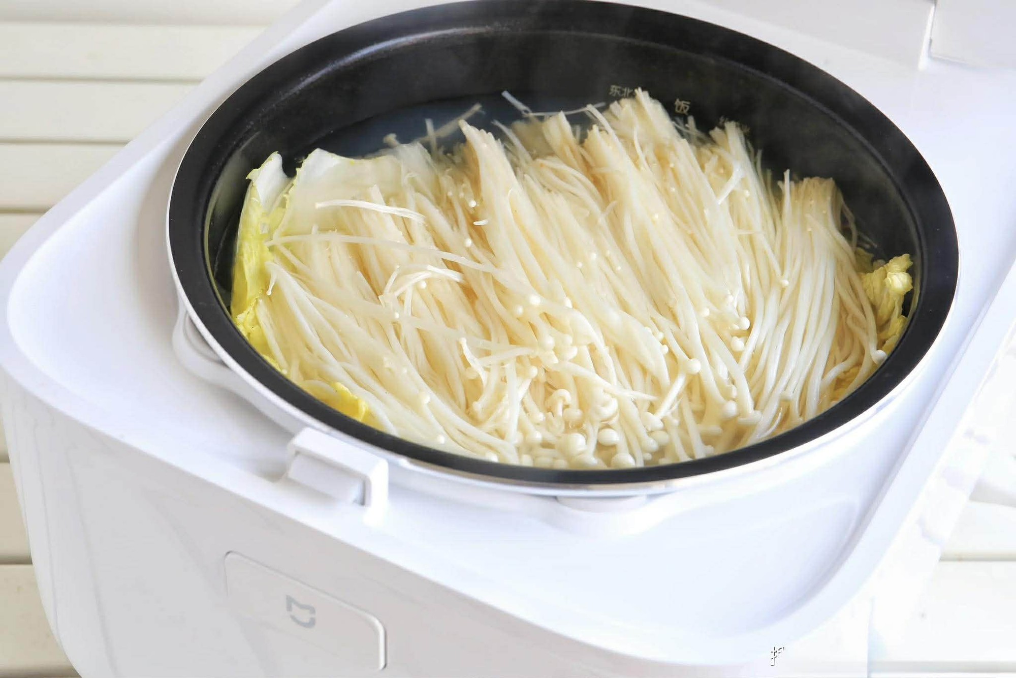 Ngày đầu tiên của năm mới 2026 thảnh thơi, ngon miệng nhờ món ăn dễ nấu, thử một miếng ai cũng phải xuýt xoa- Ảnh 8.