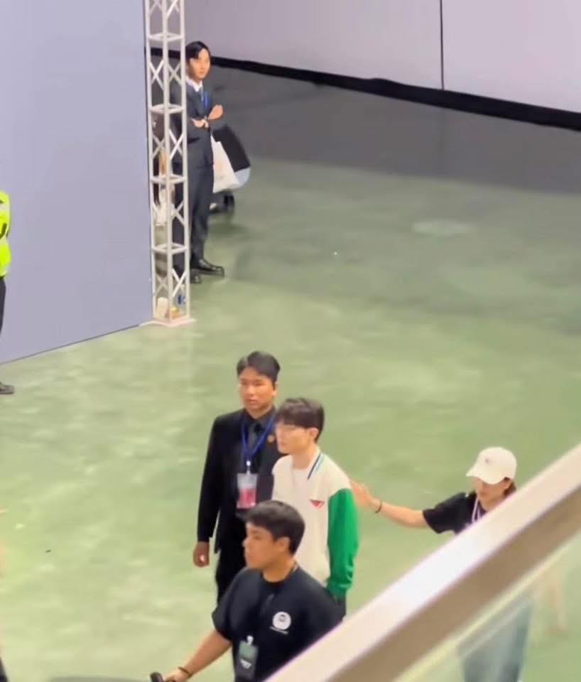 Hành trình làm nghề bền bỉ của Văn Tùng - BLV gây chú ý trên mạng xã hội hiện nay- Ảnh 1.