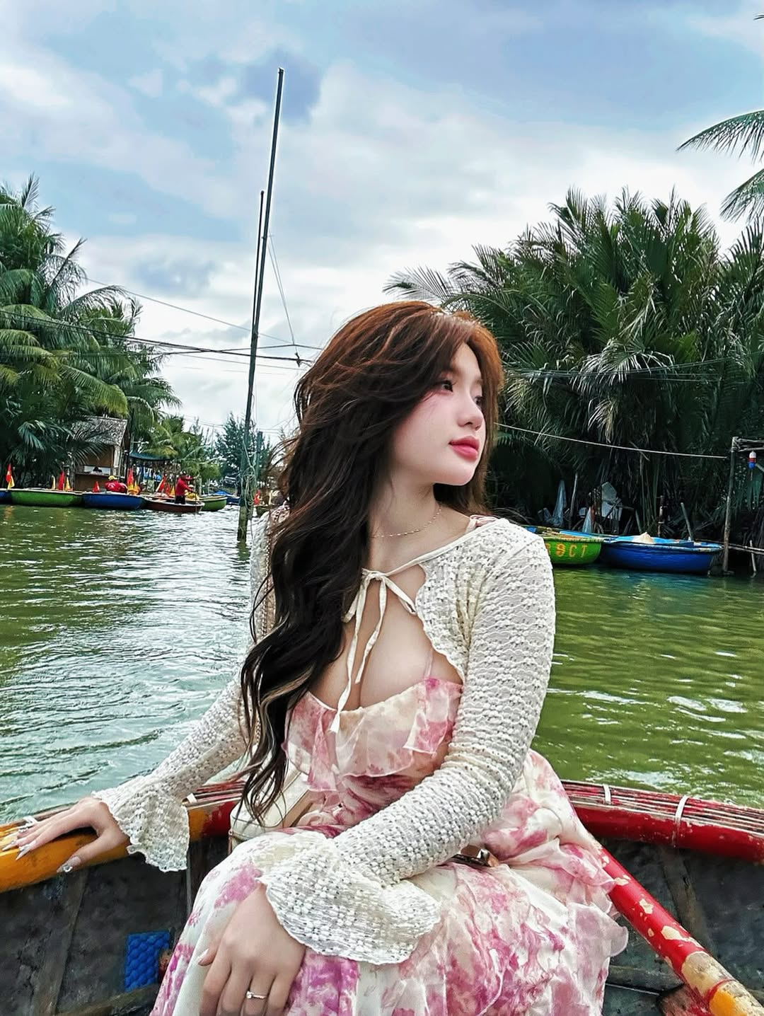 photo-1767152523552 photo-1767152523552