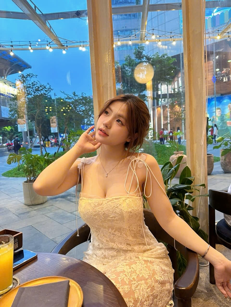 photo-1767152847908 photo-1767152847908