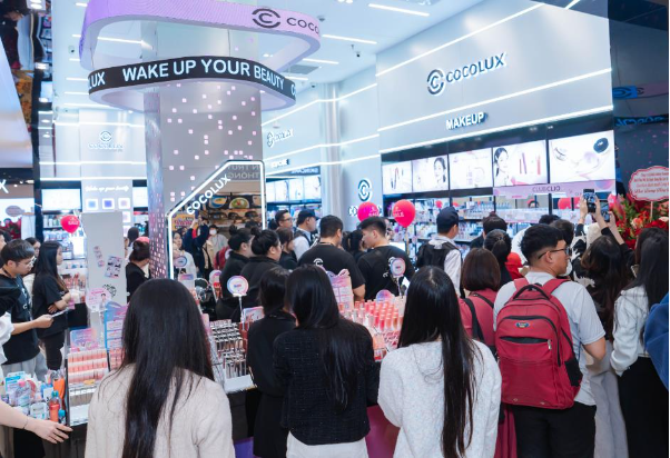 Ca sĩ Anh Tú gây sốt tại sự kiện COCOLUX x Club Clio, giới trẻ "đổ rần rần" check-in làm đẹp- Ảnh 5.