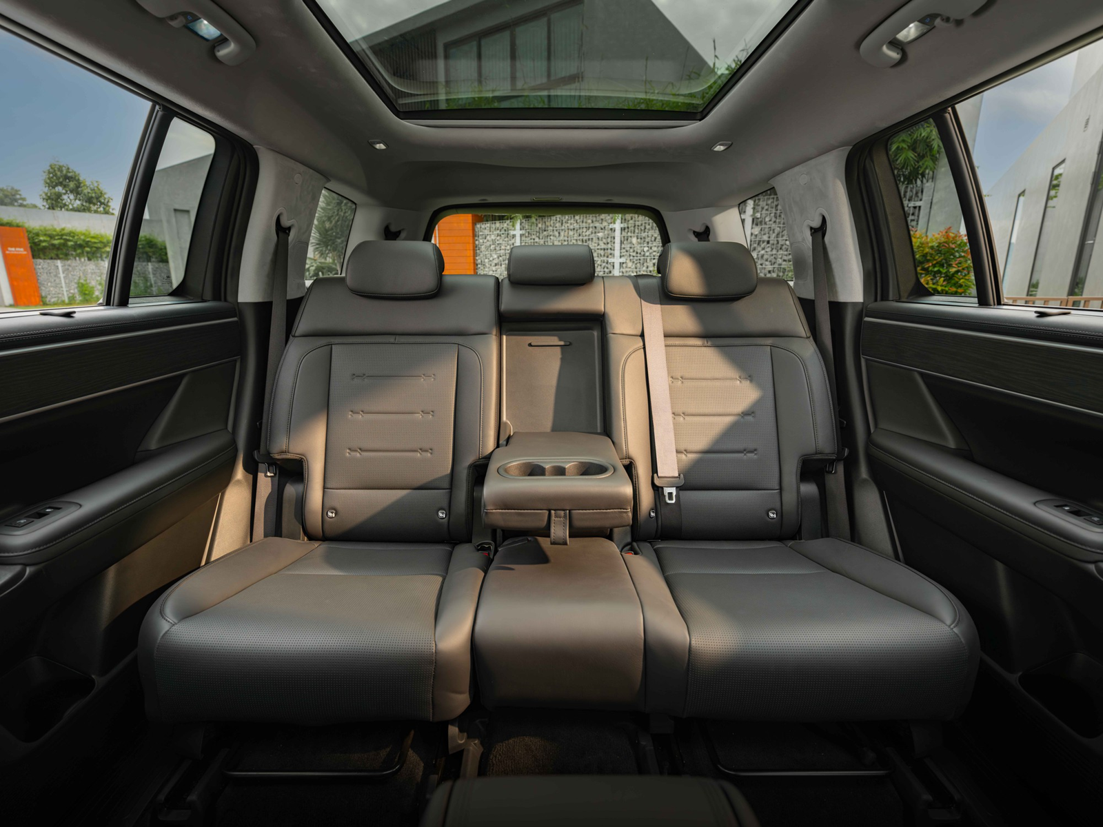 Hyundai Santa Fe bản mới vừa ra mắt Việt Nam, ngang hạng Everest mà đi phố ăn ít xăng hơn Vios- Ảnh 3. Hyundai Santa Fe bản mới vừa ra mắt Việt Nam, ngang hạng Everest mà đi phố ăn ít xăng hơn Vios- Ảnh 3.