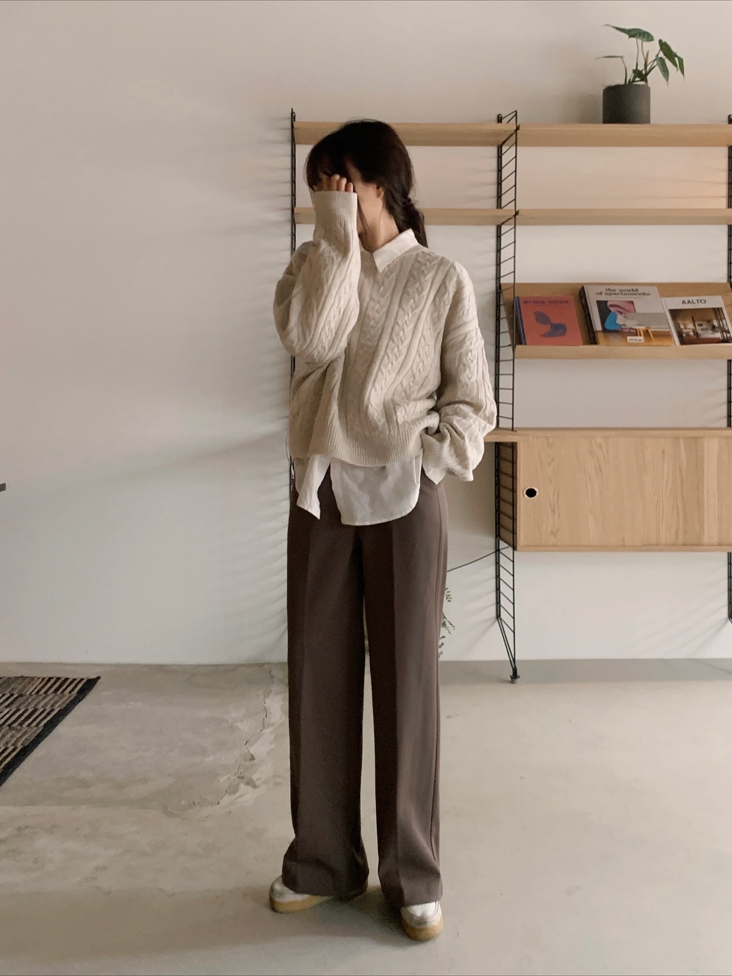 5 item công sở không bao giờ lỗi mốt, càng thích mặc đồ đơn giản càng nên có- Ảnh 9. 5 item công sở không bao giờ lỗi mốt, càng thích mặc đồ đơn giản càng nên có- Ảnh 9.