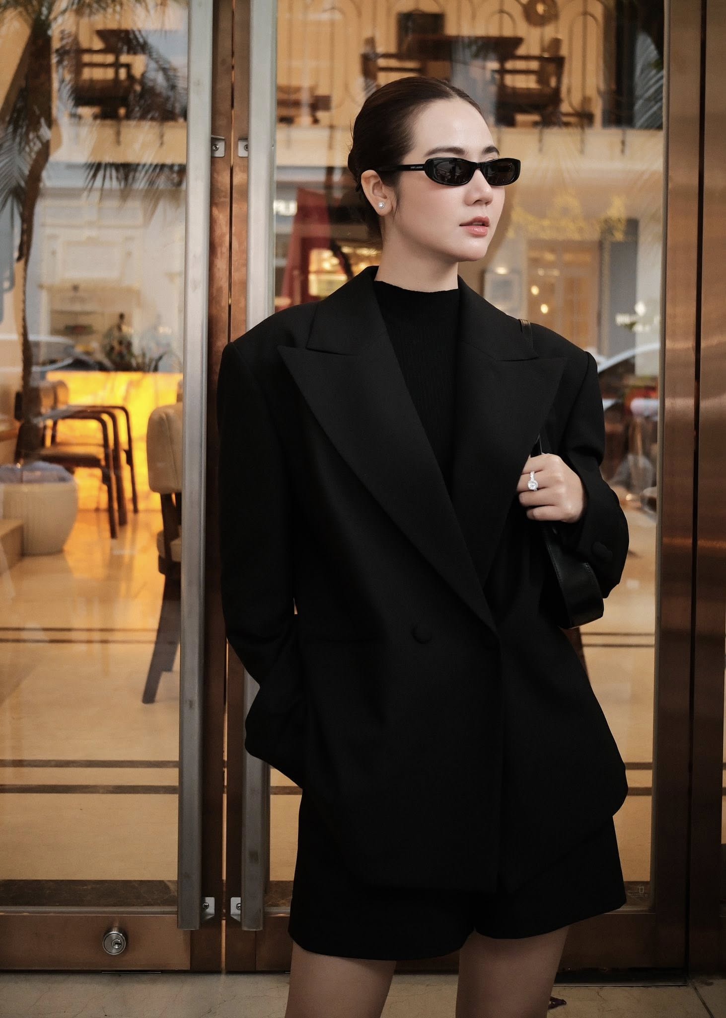 Style mùa đông của Huyền Lizzie gói gọn trong 4 chữ: Đơn giản mà sang!- Ảnh 4.