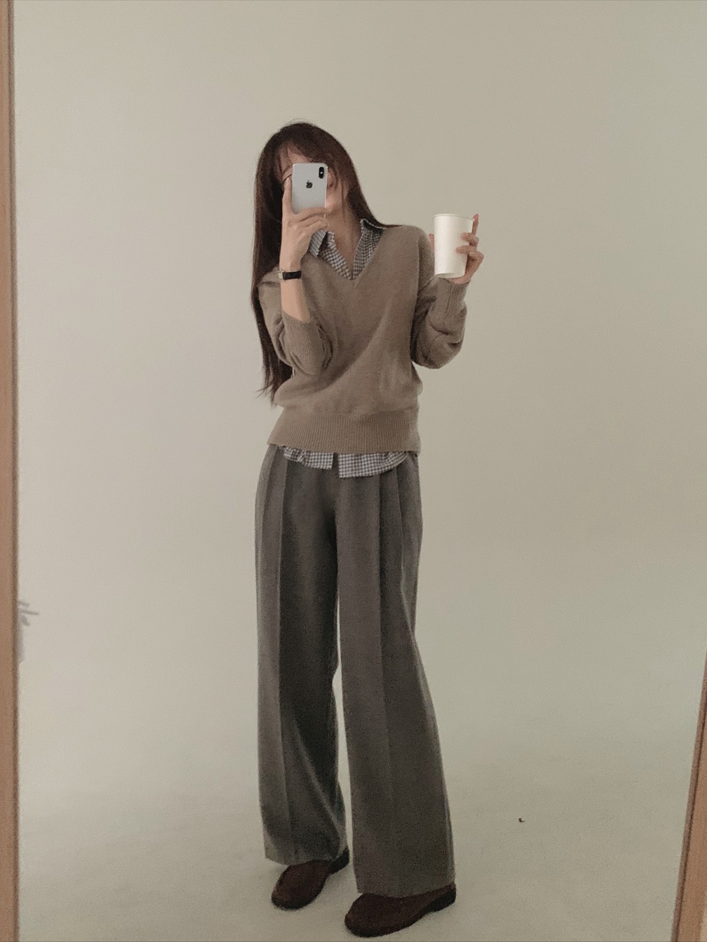 5 item công sở không bao giờ lỗi mốt, càng thích mặc đồ đơn giản càng nên có- Ảnh 7. 5 item công sở không bao giờ lỗi mốt, càng thích mặc đồ đơn giản càng nên có- Ảnh 7.