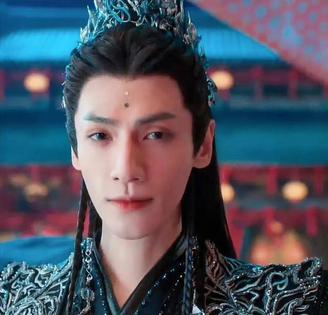 5 tạo hình cổ trang xấu nhất 2025: Hạng 1 visual thảm họa, không biết là trai hay gái- Ảnh 3.