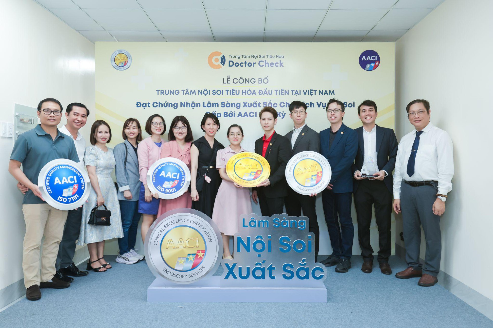 Phòng khám đầu tiên tại Việt Nam đạt chứng nhận nội soi xuất sắc từ Hoa Kỳ- Ảnh 1.