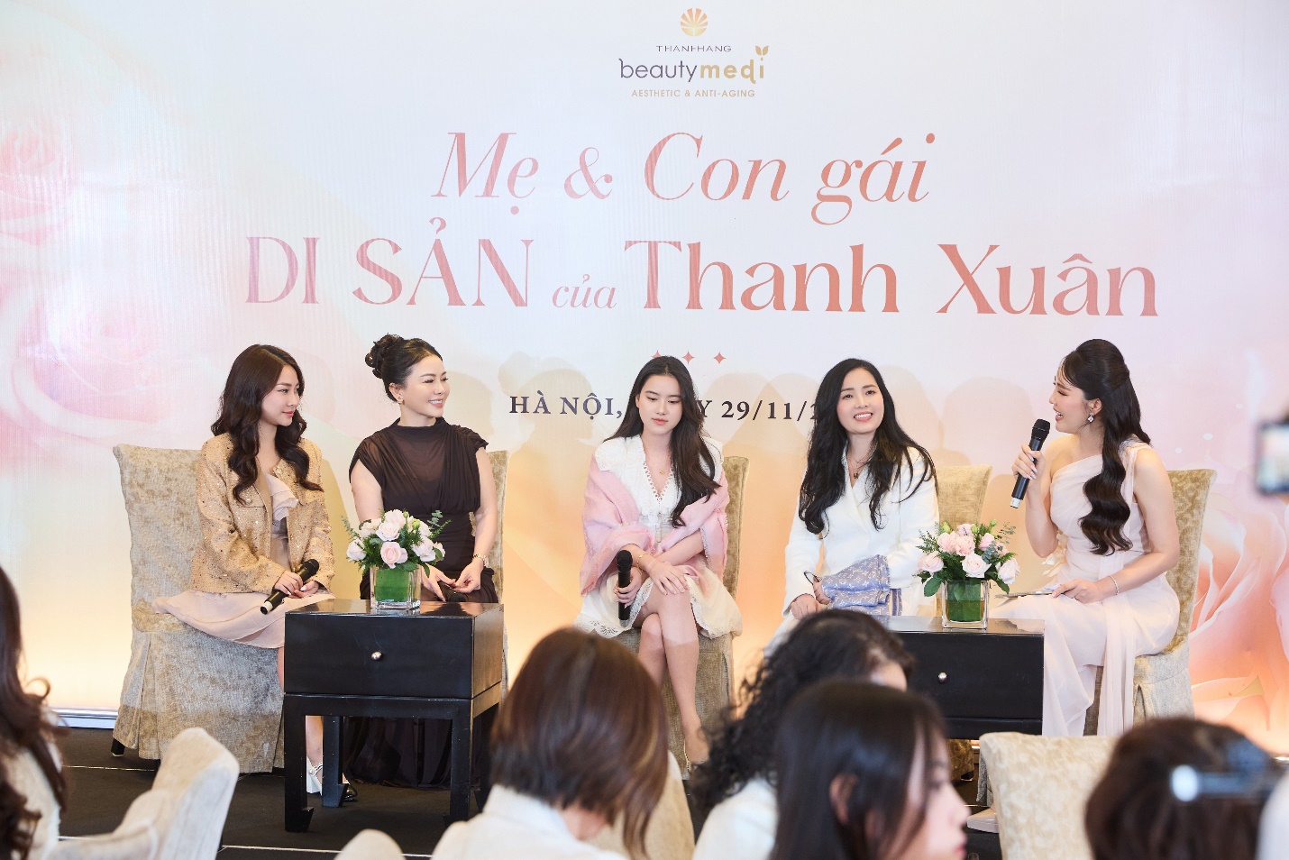Khi mẹ chọn đúng, con gái chọn an toàn: “Di Sản Của Thanh Xuân” tại Thanh Hằng Beauty Medi- Ảnh 2.