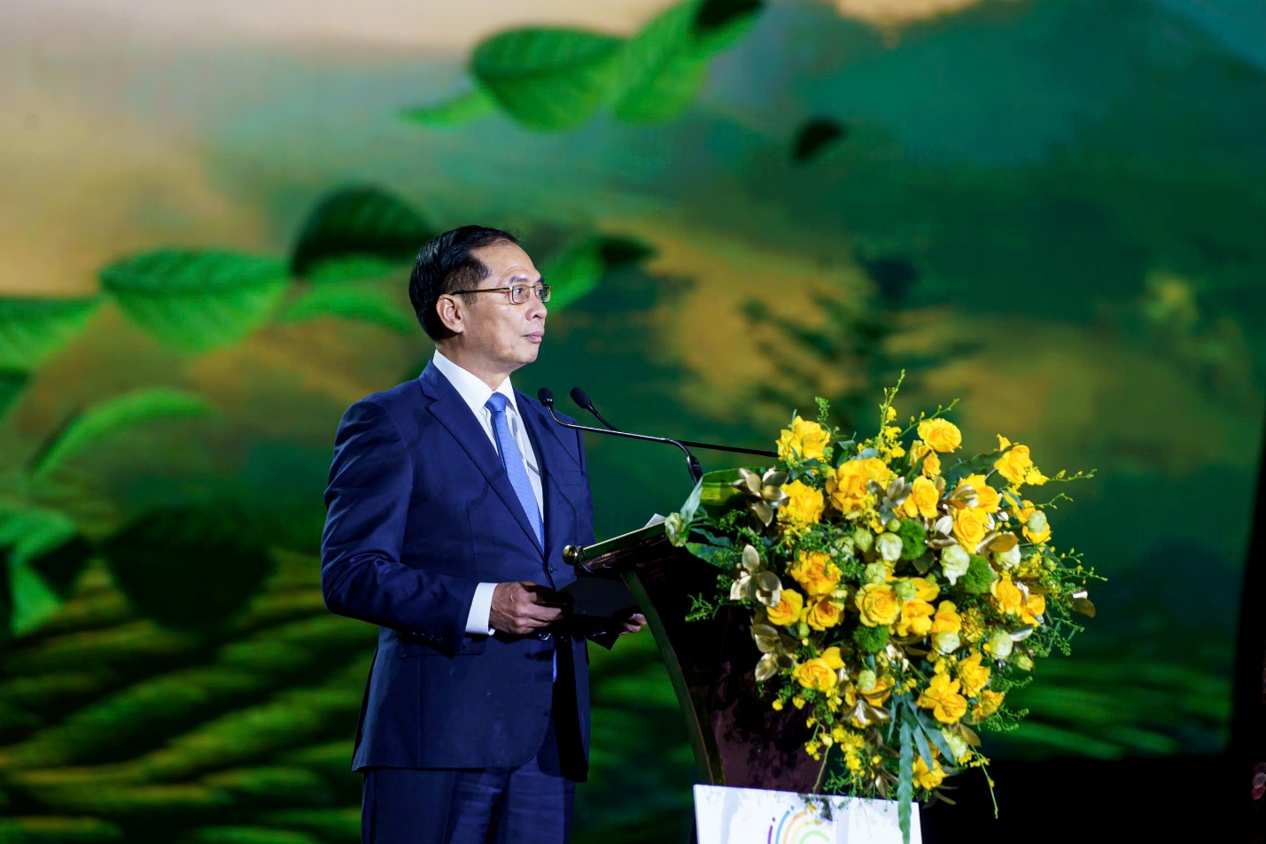 Khai mạc lễ hội Trà Quốc tế, nhiều kỷ lục được vinh danh- Ảnh 1. Khai mạc lễ hội Trà Quốc tế, nhiều kỷ lục được vinh danh- Ảnh 1.