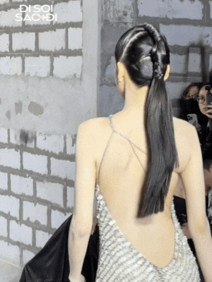 Đã tìm ra mỹ nhân soán ngôi "trắng như Ngọc Trinh": Da phát sáng, bóng lưng mới kinh ngạc- Ảnh 2. Đã tìm ra mỹ nhân soán ngôi "trắng như Ngọc Trinh": Da phát sáng, bóng lưng mới kinh ngạc- Ảnh 2.