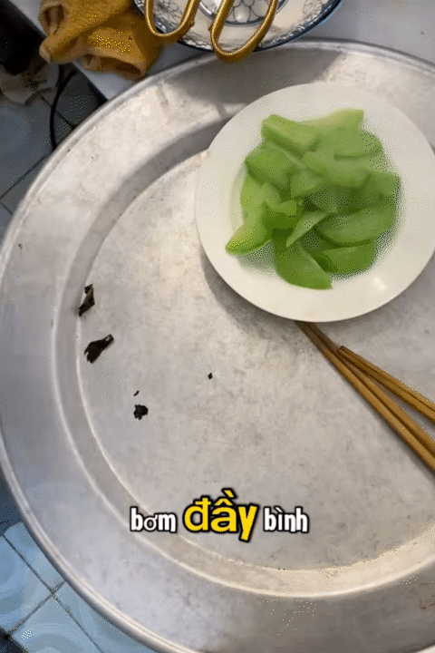 Gia đình 3 người thuê trọ ở Hà Nội: Thu nhập 18 triệu, tiết kiệm được 8 triệu nhờ 2 quy tắc “vàng”- Ảnh 3. Gia đình 3 người thuê trọ ở Hà Nội: Thu nhập 18 triệu, tiết kiệm được 8 triệu nhờ 2 quy tắc “vàng”- Ảnh 3.