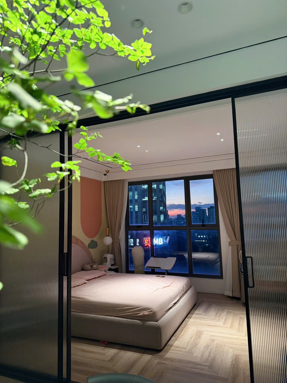 Căn hộ của cô gái 9x Hà thành viral khắp cõi mạng, nhận “bão like” vì đẹp ngất ngây như tranh vẽ- Ảnh 17. Căn hộ của cô gái 9x Hà thành viral khắp cõi mạng, nhận “bão like” vì đẹp ngất ngây như tranh vẽ- Ảnh 17.