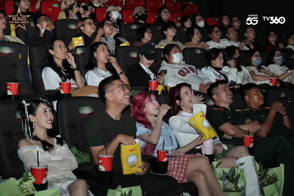 Sao Nhập Ngũ 2025 tổ chức fan meeting hoành tráng tri ân khán giả- Ảnh 7. Sao Nhập Ngũ 2025 tổ chức fan meeting hoành tráng tri ân khán giả- Ảnh 7.