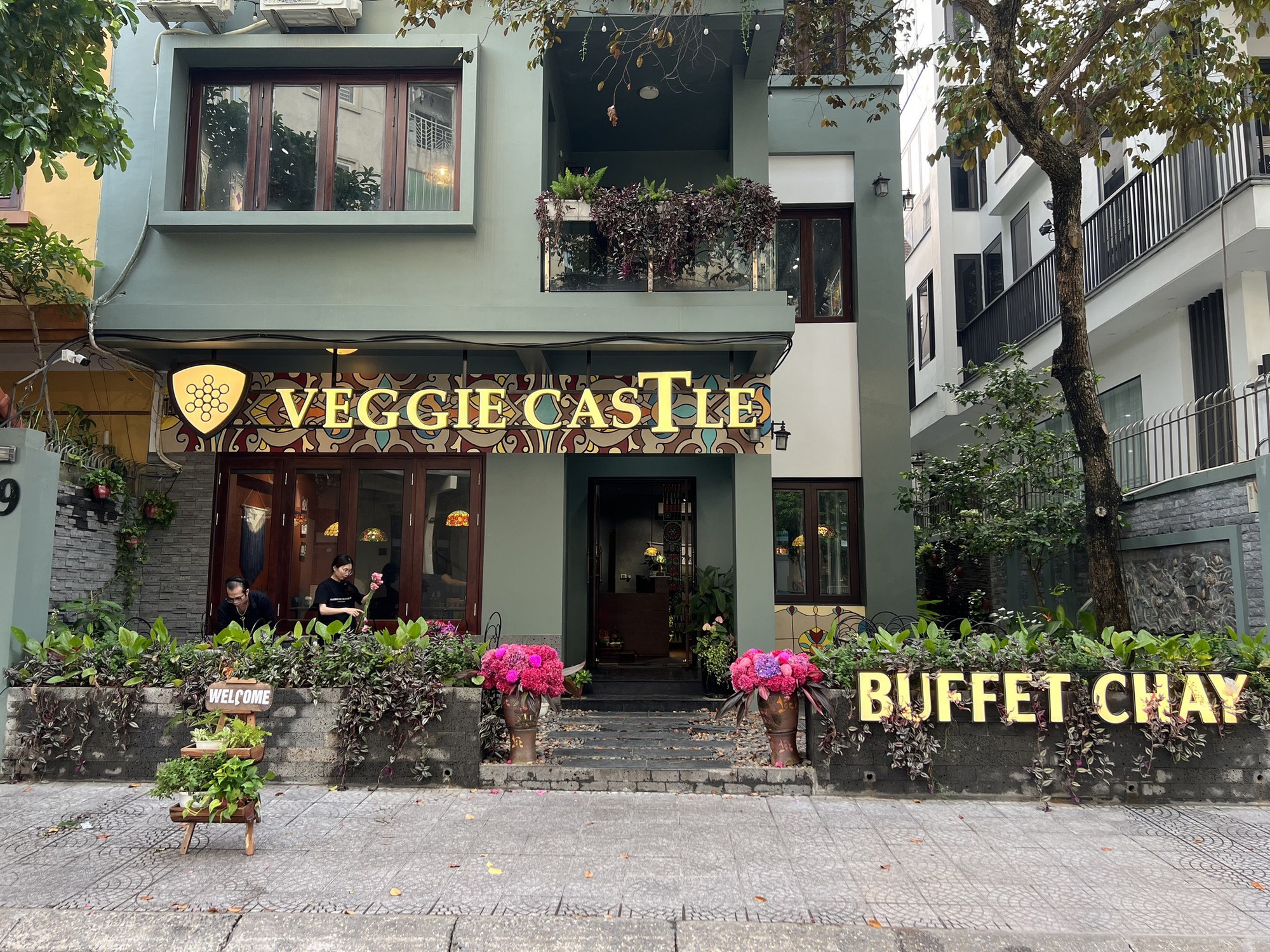 Ăn chay Rằm tháng Giêng: 5 nhà hàng chay ở Hà Nội vừa có đồ ăn ngon, vừa có góc check in đẹp miễn chê- Ảnh 1.