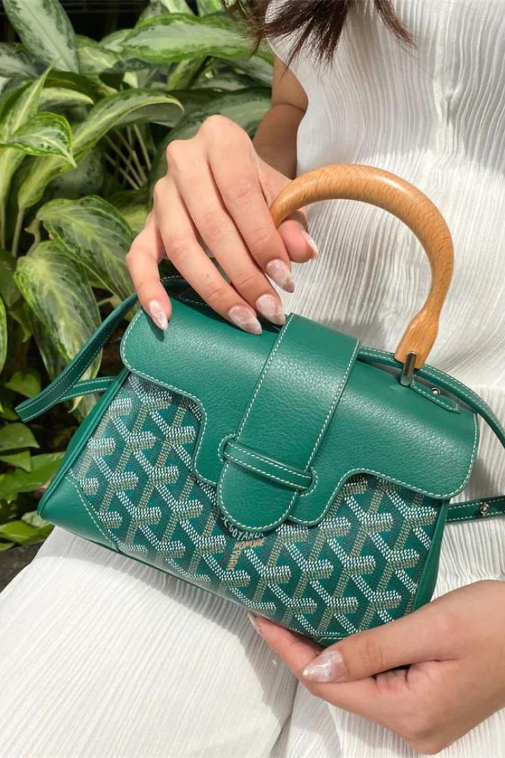 Chiếc túi có lịch sử trước cả Louis Vuitton, vì sao chọn cách "ẩn mình" và chỉ bán cho giới có địa vị cao?- Ảnh 18.