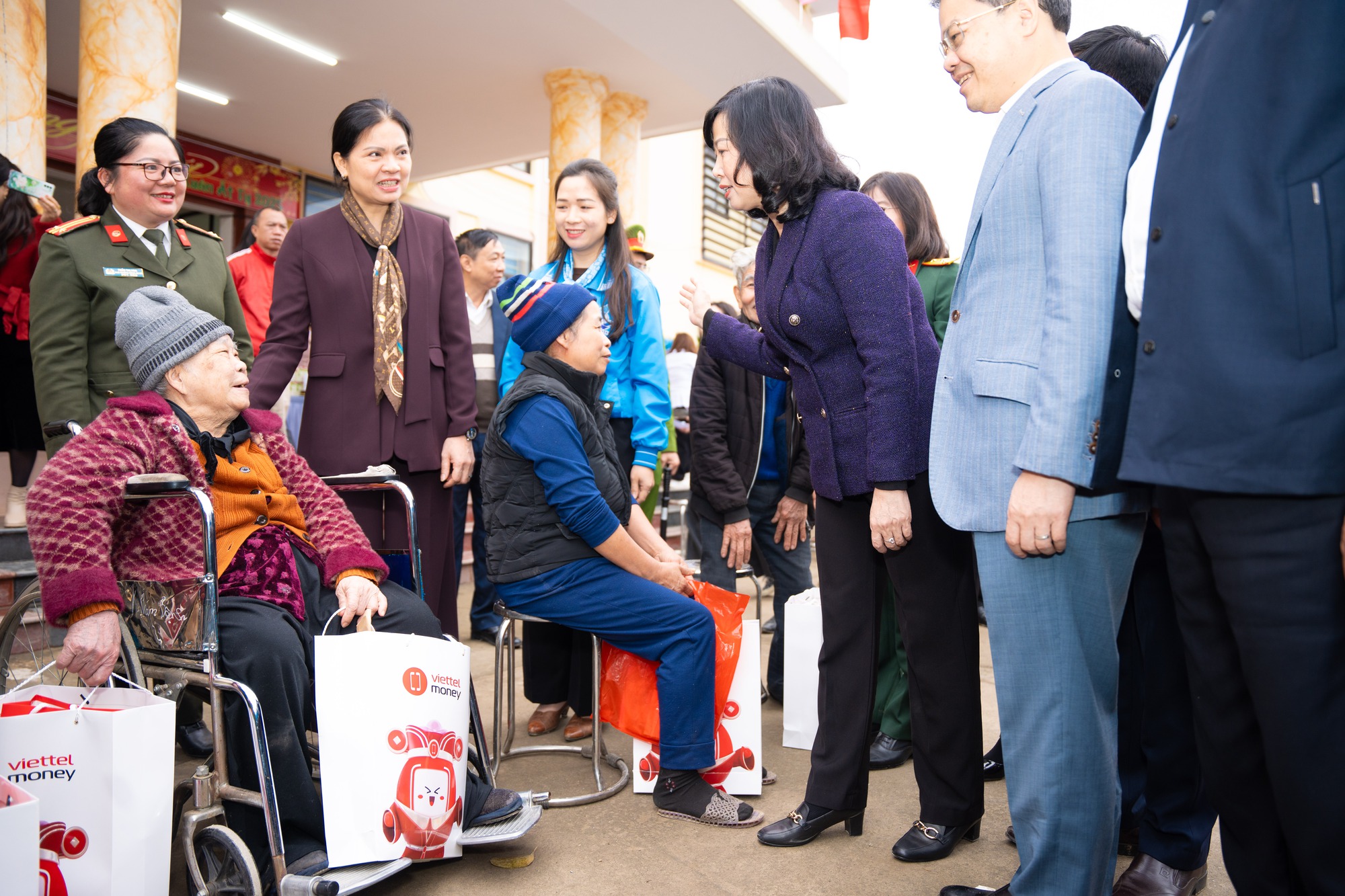 Hội Thầy thuốc trẻ Việt Nam tổ chức khám, chữa bệnh miễn phí cho hàng trăm người dân tại Tuyên Quang- Ảnh 1.