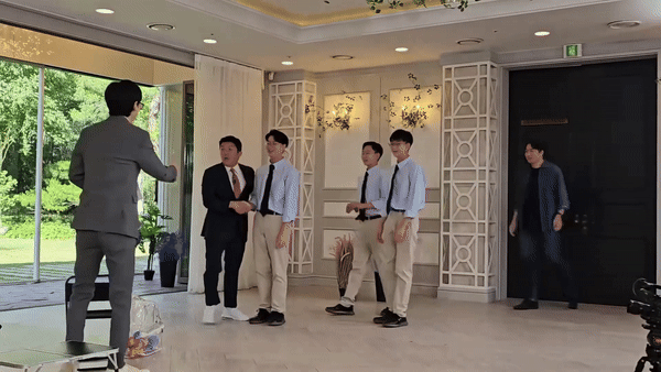 Chiều cao gây sốc hiện tại của bộ 3 "em bé quốc dân" Daehan - Minguk - Manse ở tuổi 13- Ảnh 2.