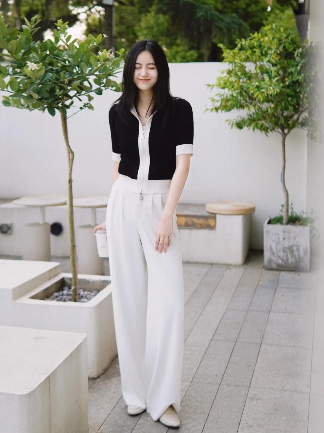 Phụ nữ trung niên diện áo len theo 4 cách này đảm bảo trẻ trung, xinh đẹp lên nhiều phần- Ảnh 3.