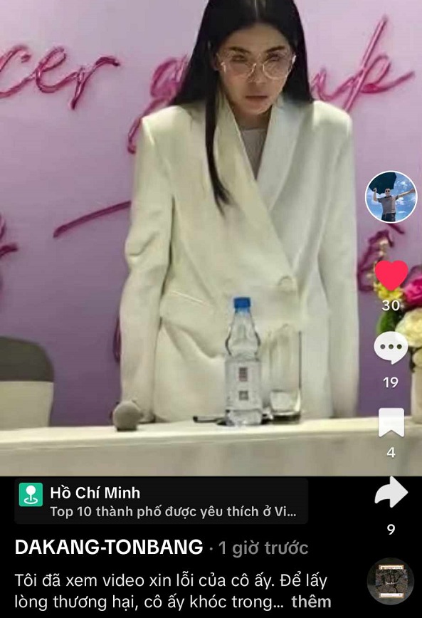 Sau ồn ào lộ clip nghi là Hằng Du Mục, Tôn Bằng lại có động thái lạ khi vợ cũ khóc xin lỗi- Ảnh 2. Sau ồn ào lộ clip nghi là Hằng Du Mục, Tôn Bằng lại có động thái lạ khi vợ cũ khóc xin lỗi- Ảnh 2.