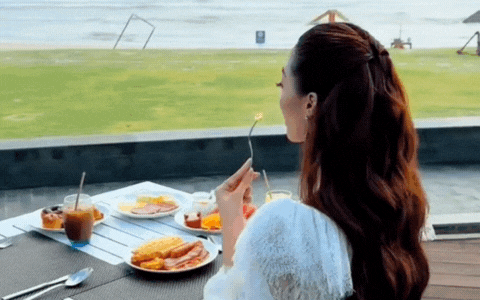 Nàng hậu gen Z đã bí mật sinh con đầu lòng, lộ bằng chứng vì 1 cú lia camera 2 giây- Ảnh 2. Nàng hậu gen Z đã bí mật sinh con đầu lòng, lộ bằng chứng vì 1 cú lia camera 2 giây- Ảnh 2.