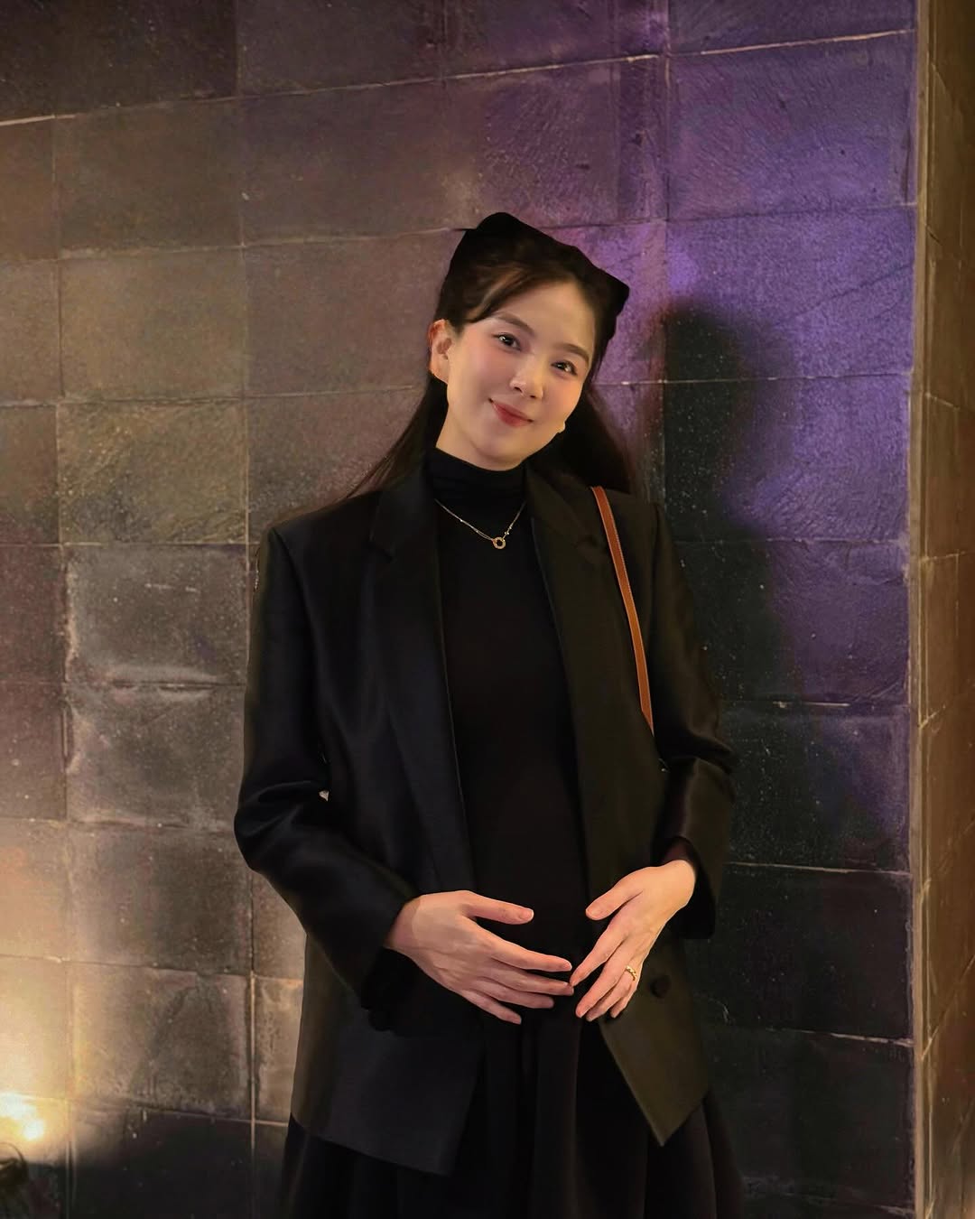 Được netizen gọi là "mỹ nhân mặc đẹp", style của MC VTV Mai Ngọc khi bầu bí có điểm gì bị chê?- Ảnh 4.