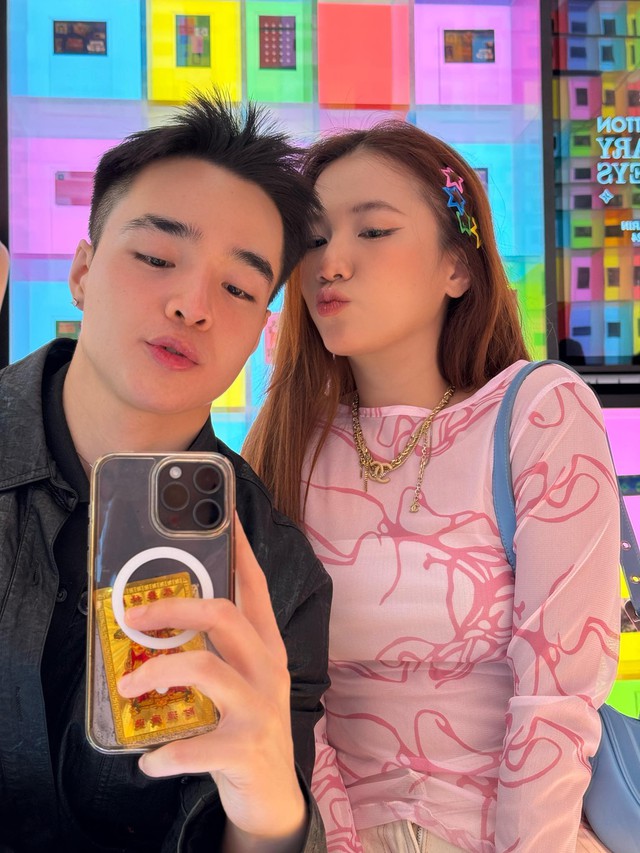 "Bóc tách" hội bạn nổi tiếng của Ngọc Kem sau drama với ViruSs: Khó hiểu vô cùng khi zoom đến từng thành viên- Ảnh 2.