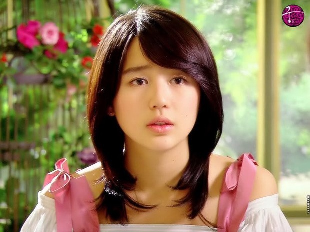 Cuộc đời trái ngược của dàn sao "Hoàng Cung" sau gần 20 năm: Người lánh xa showbiz, người nỗ lực lên đỉnh cao- Ảnh 2. Cuộc đời trái ngược của dàn sao "Hoàng Cung" sau gần 20 năm: Người lánh xa showbiz, người nỗ lực lên đỉnh cao- Ảnh 2.