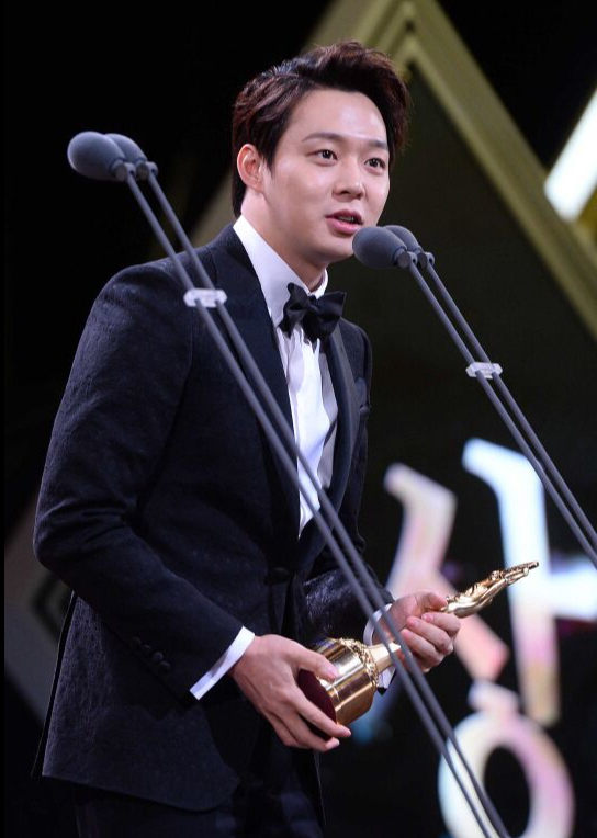 Sự hết thời của "nam thần phương Đông": Bị đuổi khỏi showbiz vì bê bối, cả đời mang danh "trạch vương"- Ảnh 5.