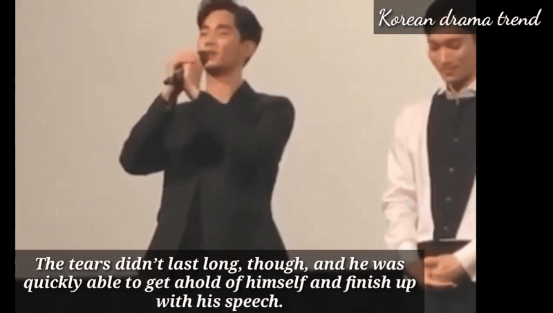 Clip Kim Soo Hyun khóc nức nở giữa nơi đông người gây xôn xao- Ảnh 1. Clip Kim Soo Hyun khóc nức nở giữa nơi đông người gây xôn xao- Ảnh 1.