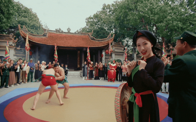 Loạt "đặc sản văn hóa" Bắc Ninh trong MV của Hòa Minzy: Hơi thở truyền thống đầy tự hào trong những thước phim tuyệt-đối-điện-ảnh- Ảnh 5.