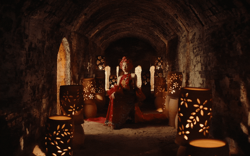 Loạt "đặc sản văn hóa" Bắc Ninh trong MV của Hòa Minzy: Hơi thở truyền thống đầy tự hào trong những thước phim tuyệt-đối-điện-ảnh- Ảnh 11.