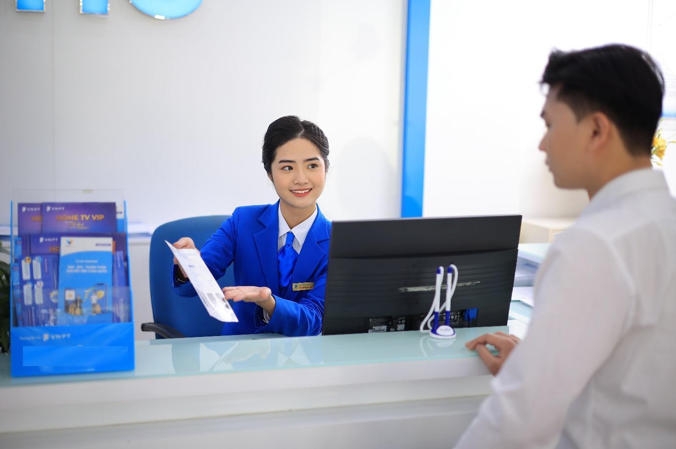 VNPT ra mắt gói cước Internet tốc độ tối thiểu 300Mbps- Ảnh 1.