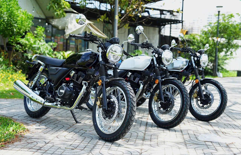 Xe Honda dáng đẹp vừa về nước đã hạ giá: Ăn xăng 1,9L/100km, trang bị xịn hơn hẳn xe đối thủ- Ảnh 1.