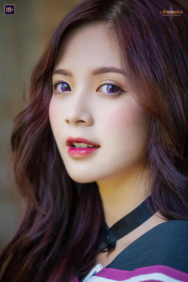 Từng sở hữu những màn cosplay game khiến fan nam điêu đứng, hot girl giờ đây chinh phục phim giờ vàng- Ảnh 7. Từng sở hữu những màn cosplay game khiến fan nam điêu đứng, hot girl giờ đây chinh phục phim giờ vàng- Ảnh 7.