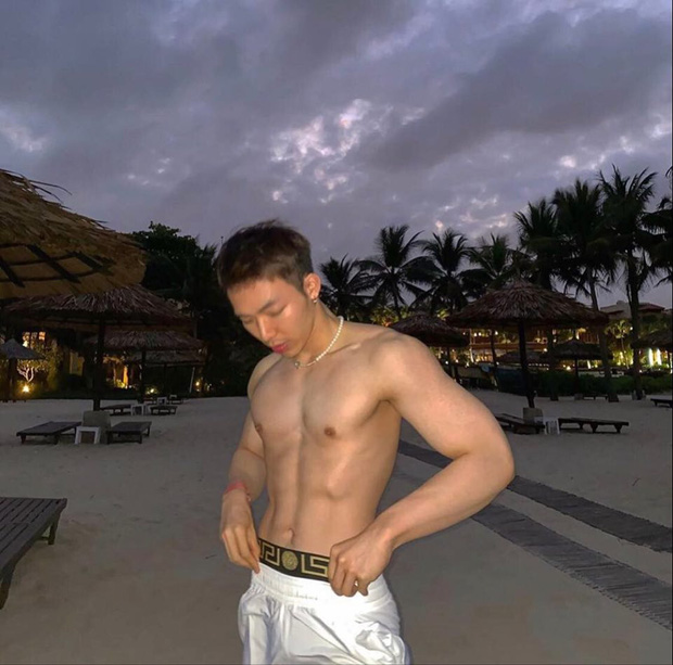 Bức ảnh của Sơn Tùng M-TP khiến Trấn Thành tự soi: “Không bênh được luôn, ớn lạnh!”- Ảnh 3. Bức ảnh của Sơn Tùng M-TP khiến Trấn Thành tự soi: “Không bênh được luôn, ớn lạnh!”- Ảnh 3.