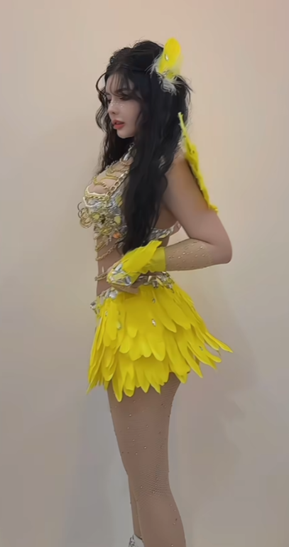 Bị nói "đạo nhái" Ngân 98, nữ DJ không ngại mở "combat"- Ảnh 6.