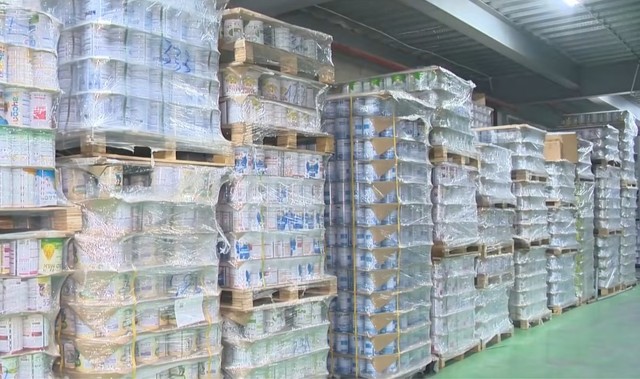 Sao nam Vbiz lên tiếng gấp về việc quảng cáo cho hãng sữa đặc trị gout- Ảnh 4. Sao nam Vbiz lên tiếng gấp về việc quảng cáo cho hãng sữa đặc trị gout- Ảnh 4.