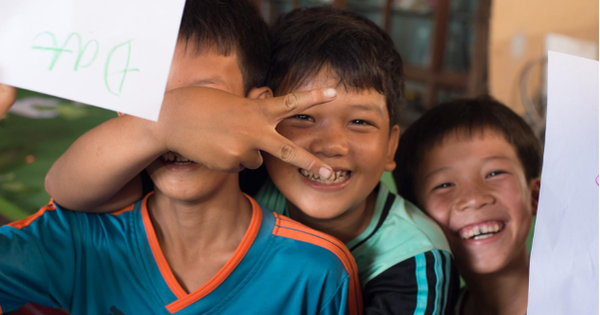 Gần hai thập kỷ vun trồng sáng tạo, lan tỏa yêu thương từ nét vẽ trẻ thơ- Ảnh 1.