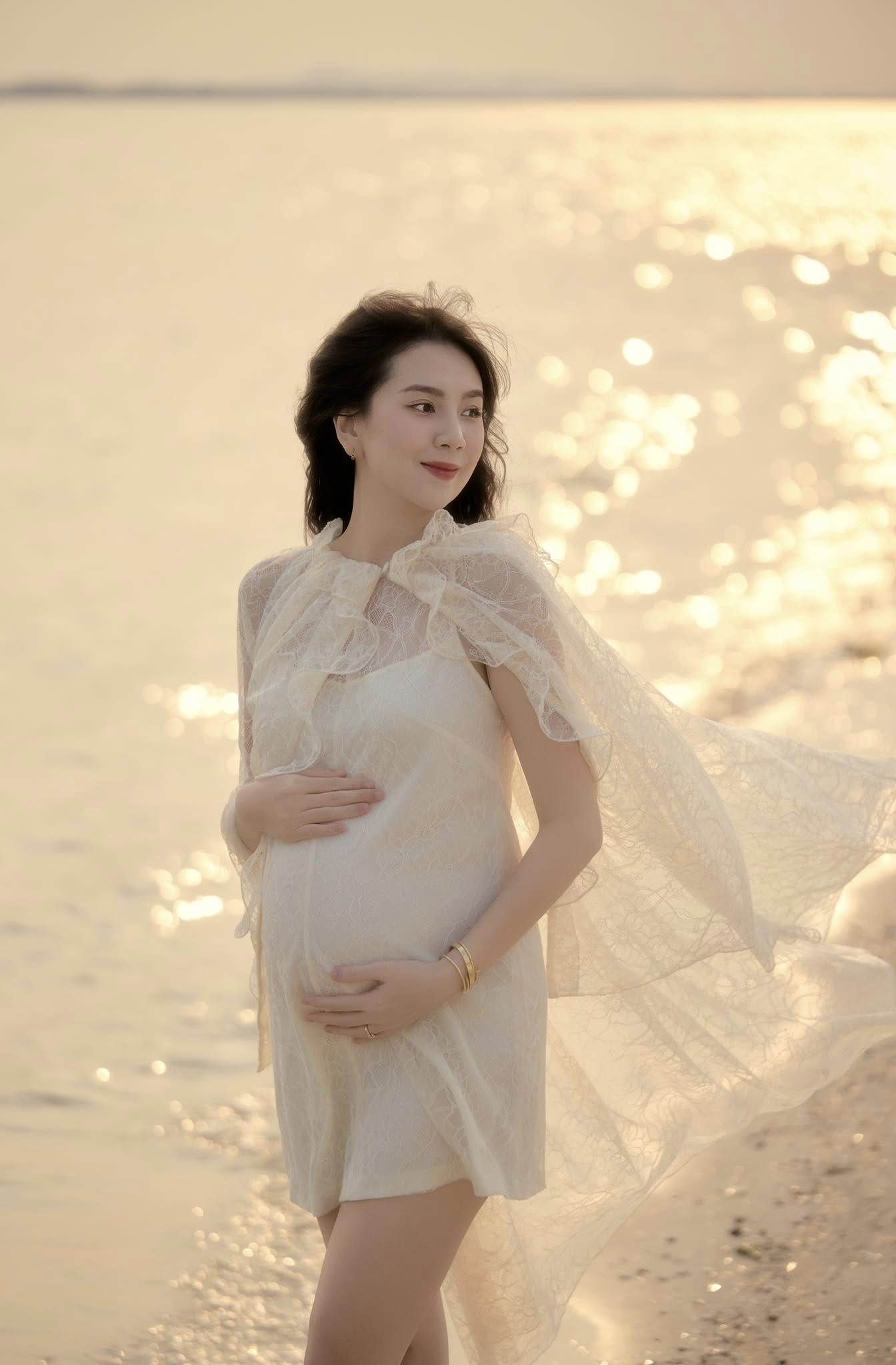 Mai Ngọc dự đoán cân nặng của bản thân khi lên bàn đẻ, hội bầu bí lôi bảng tiêu chuẩn ra so mà giật mình- Ảnh 7. Mai Ngọc dự đoán cân nặng của bản thân khi lên bàn đẻ, hội bầu bí lôi bảng tiêu chuẩn ra so mà giật mình- Ảnh 7.