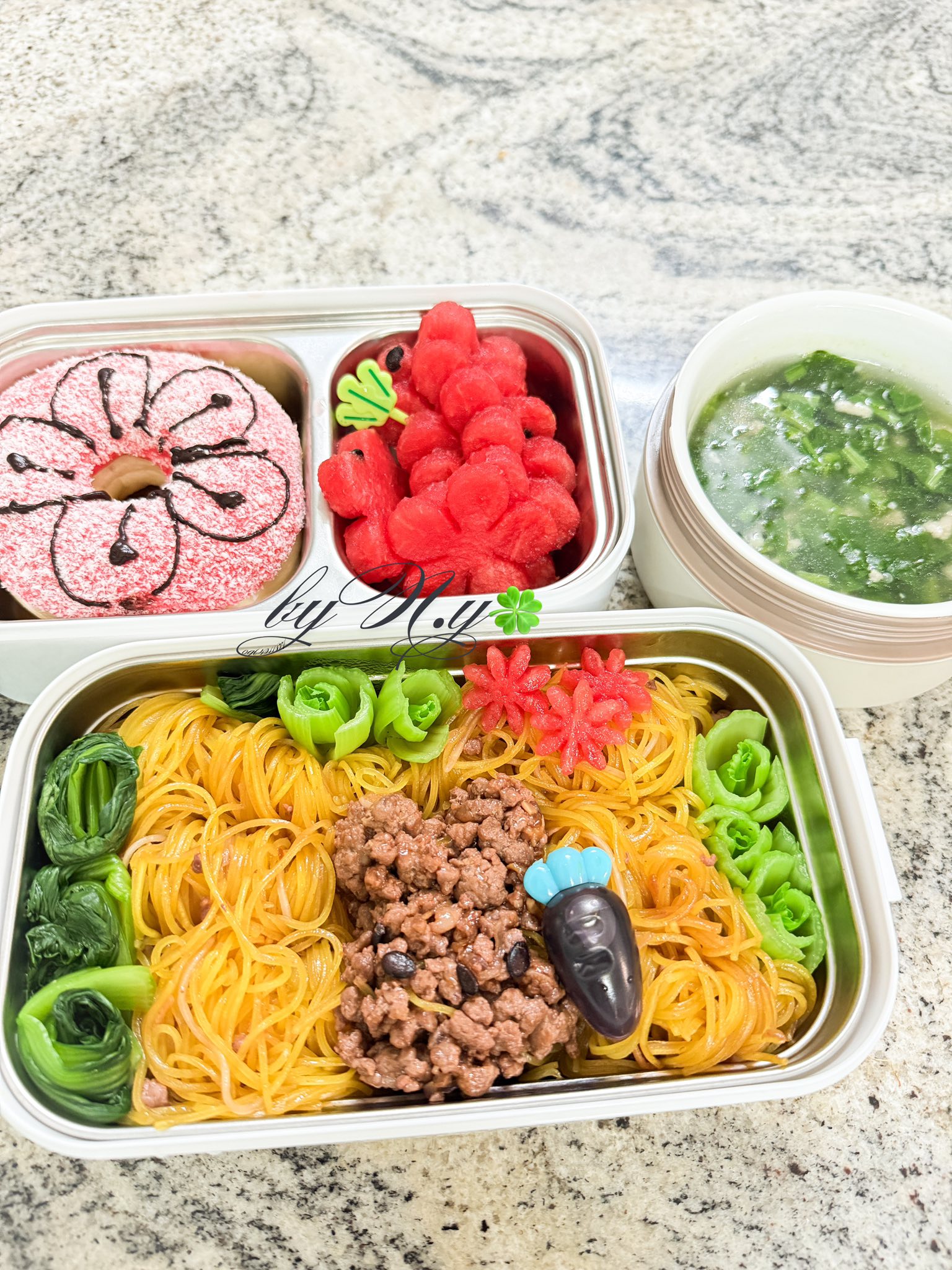 Dậy từ 4h sáng, là trụ cột gia đình, một tay lo từ A-Z, nhìn hộp cơm bento mẹ chuẩn bị cho con mà choáng- Ảnh 15.