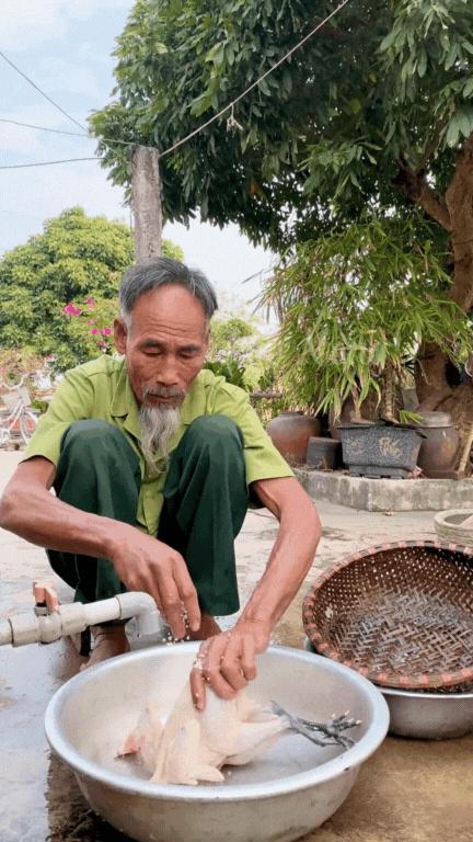 2,4 triệu người xem Lão Nông nấu món xôi quê đậm vị dân dã: Vì sao ai cũng "mê" những bữa cơm quê?- Ảnh 4.