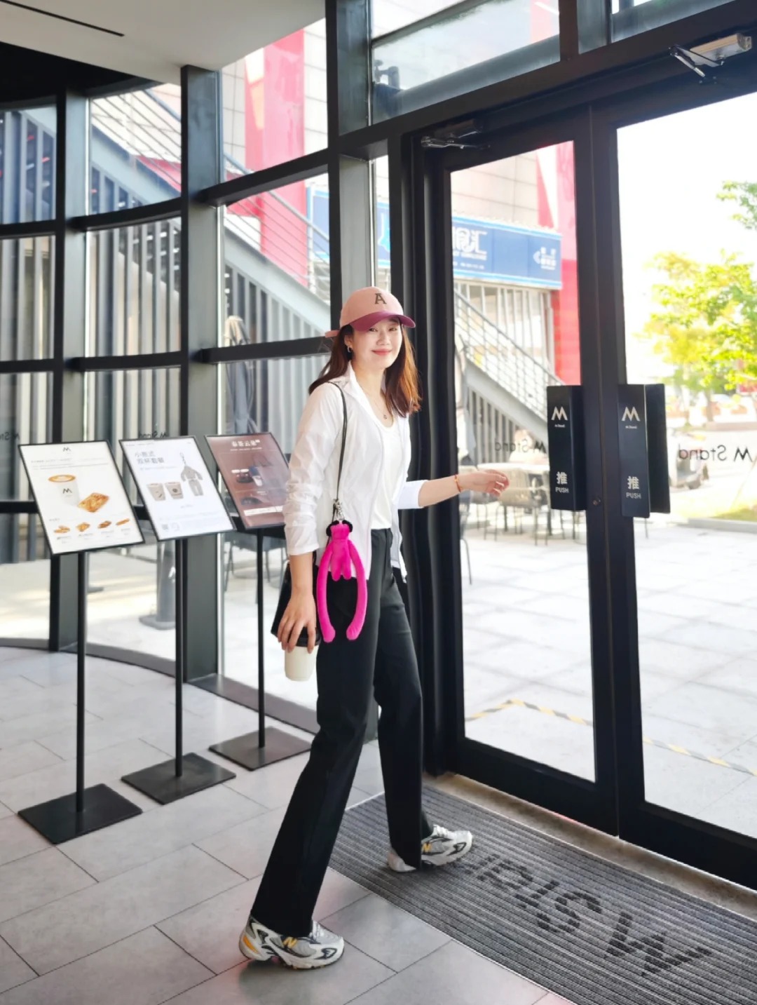 Tại sao 3 con giáp này nên mặc màu trắng vào mùa hè? Liệu có giúp thu hút tài lộc, tiền bạc dồi dào?- Ảnh 4.