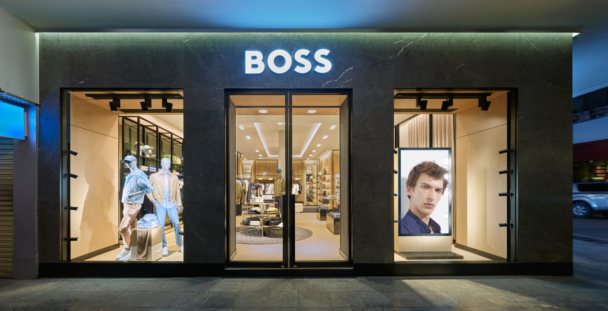 Khai trương cửa hàng BOSS Tràng Tiền: Liên Bỉnh Phát và Thiên Minh hút fan- Ảnh 1.