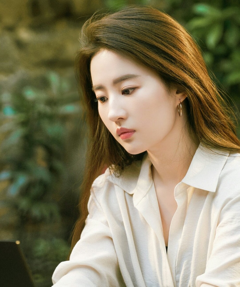 Những món chống rụng tóc, kích thích mọc tóc con được Lưu Diệc Phi vô cùng ưu ái- Ảnh 5. Những món chống rụng tóc, kích thích mọc tóc con được Lưu Diệc Phi vô cùng ưu ái- Ảnh 5.