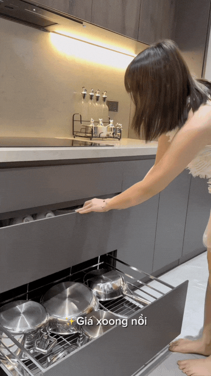 Căn bếp 200 triệu đủ các đồ xịn nhưng gia chủ khuyên: Thứ đáng sắm nhất chỉ tốn vài triệu đồng!- Ảnh 5.