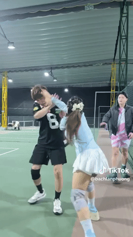 Danh tính nữ MC sở hữu visual trắng phát sáng trên sân pickleball- Ảnh 6.