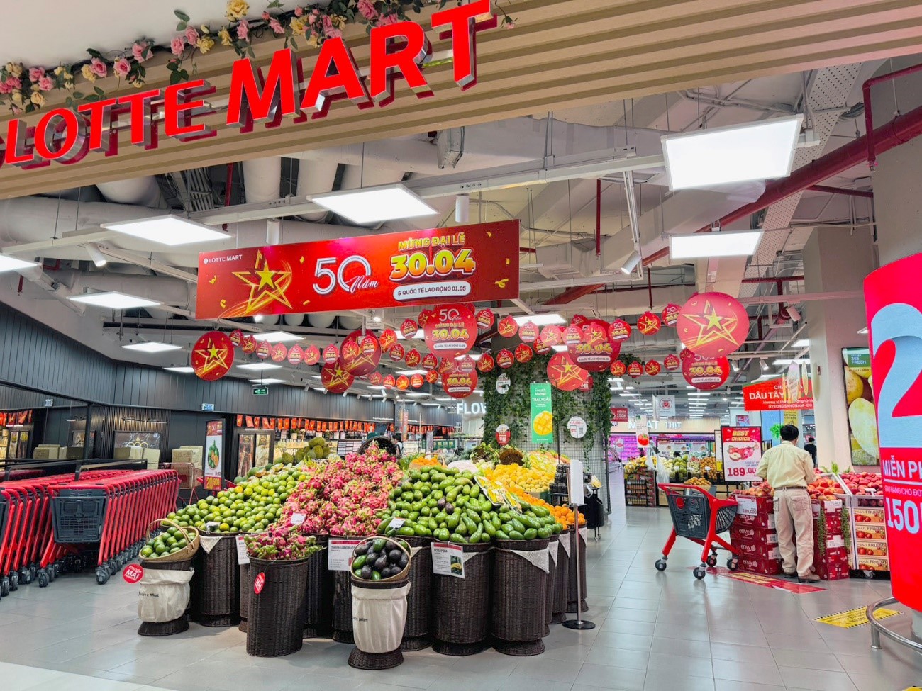 LOTTE Mart khuyến mãi khủng, đáp ứng nhu cầu tiệc tại gia dịp nghỉ lễ 30/4- Ảnh 1.