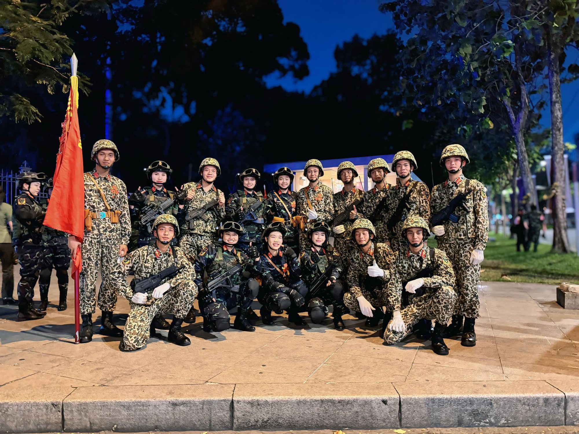 Nữ sĩ quan xinh đẹp kể về quá trình luyện tập dưới cái nắng 36 độ: Sợ nhất là động tác tưởng đơn giản này!- Ảnh 7.